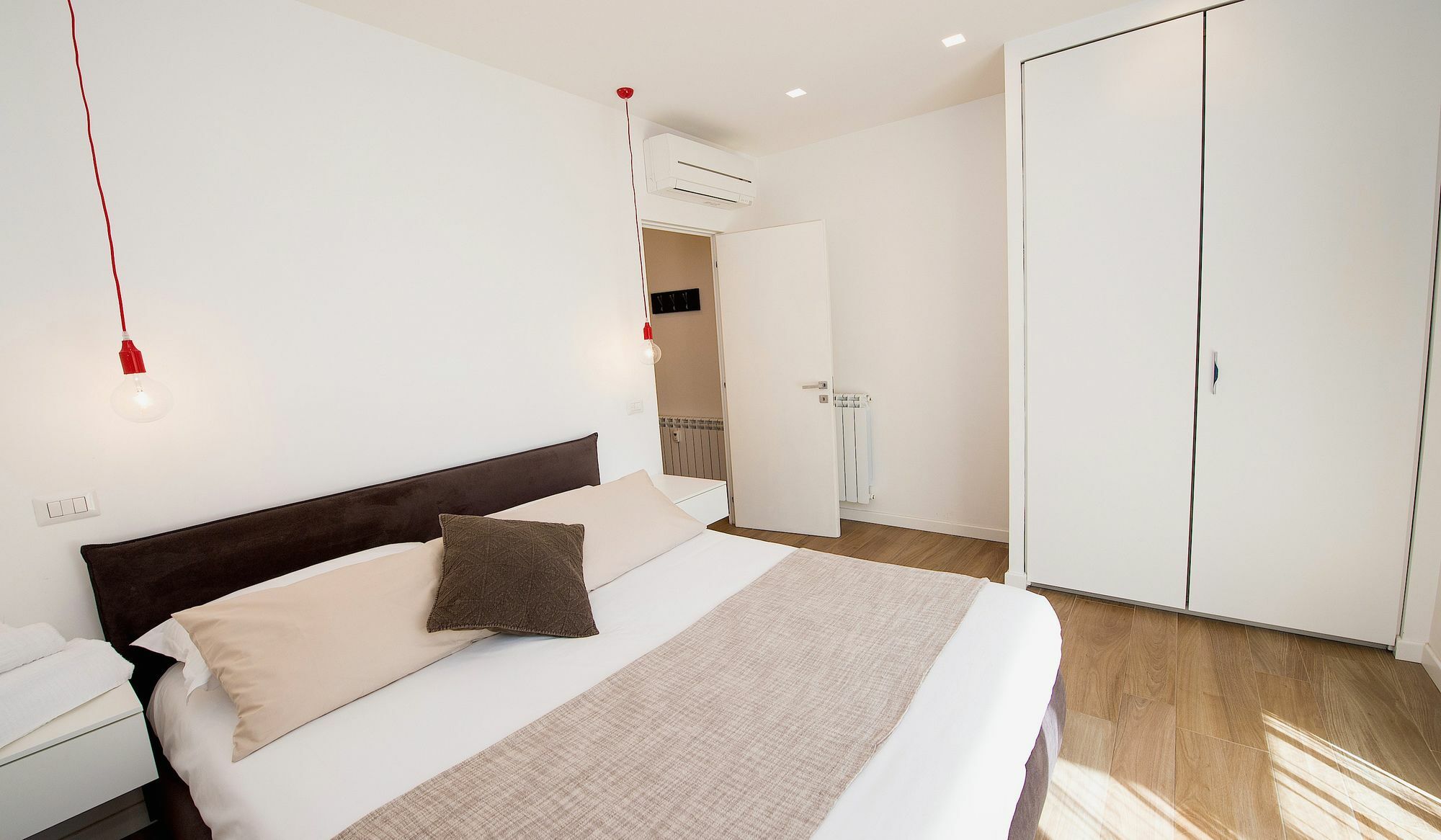 Vatican Kalasa Suite & Deluxe โรม ภายนอก รูปภาพ